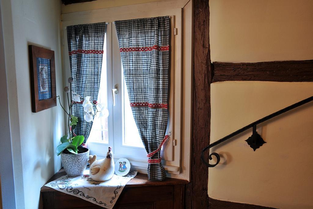 Gite Chez Marianne Riquewihr Oda fotoğraf